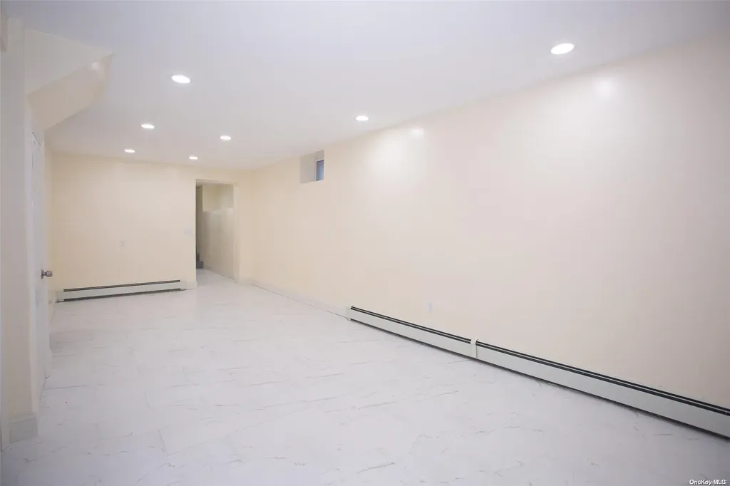 2 Nagle Lane Central Islip NY 11722