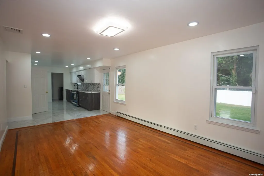 2 Nagle Lane Central Islip NY 11722