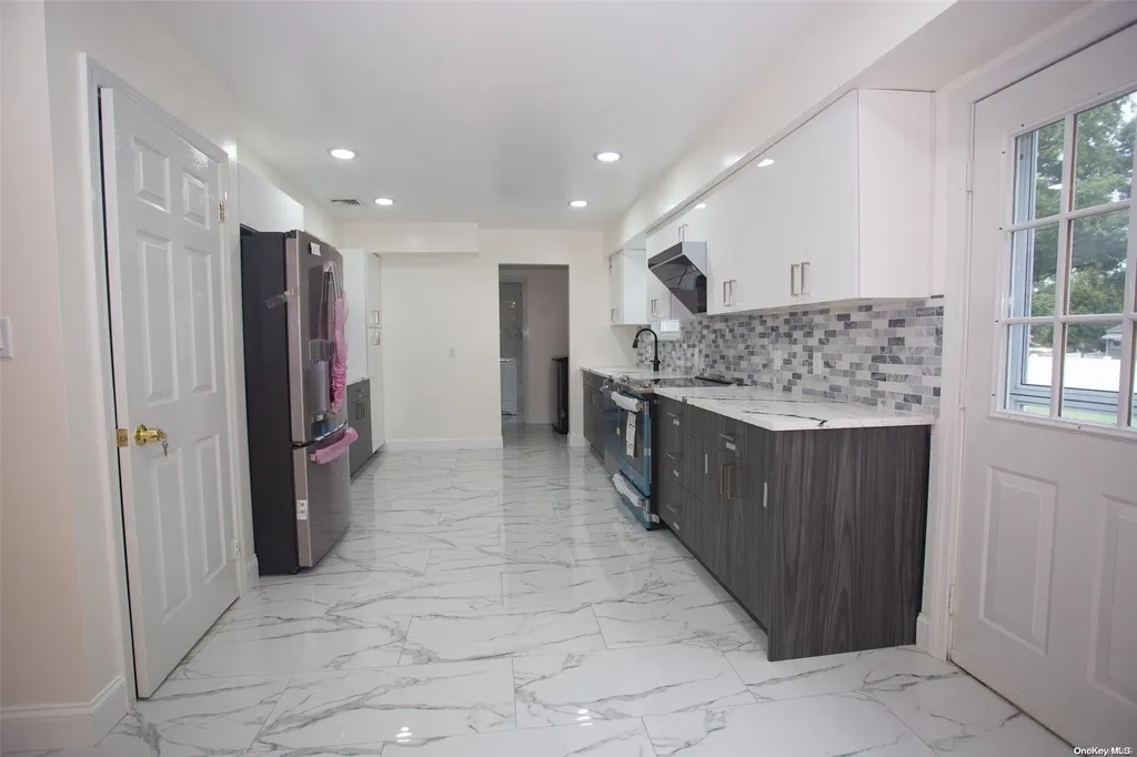 2 Nagle Lane Central Islip NY 11722
