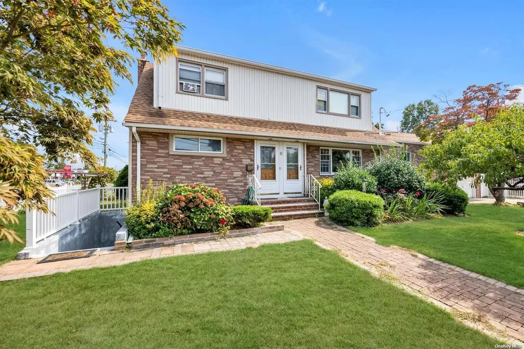 6 Dale Avenue Hempstead NY 11550