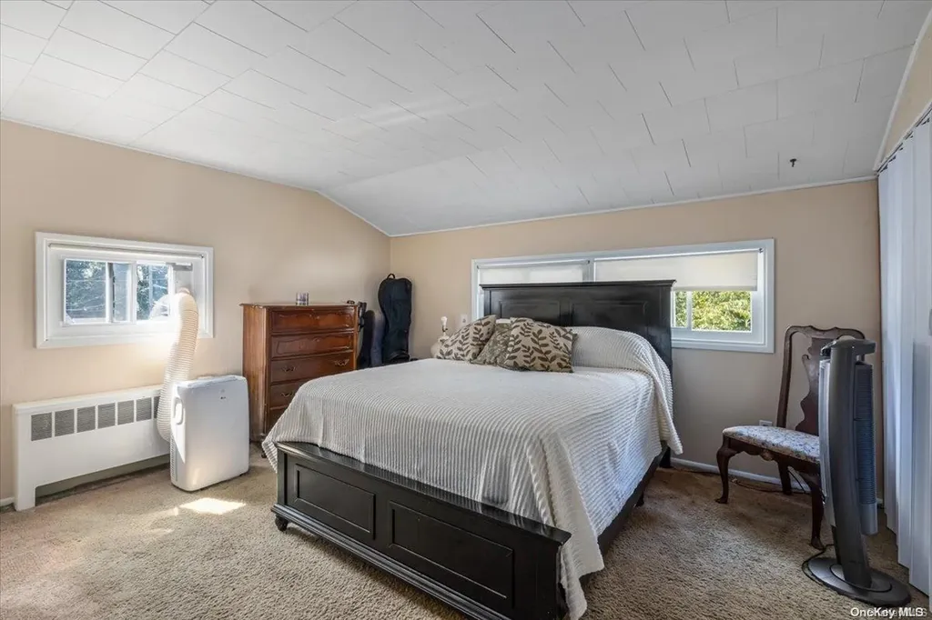 32 Russet Lane Wantagh NY 11793