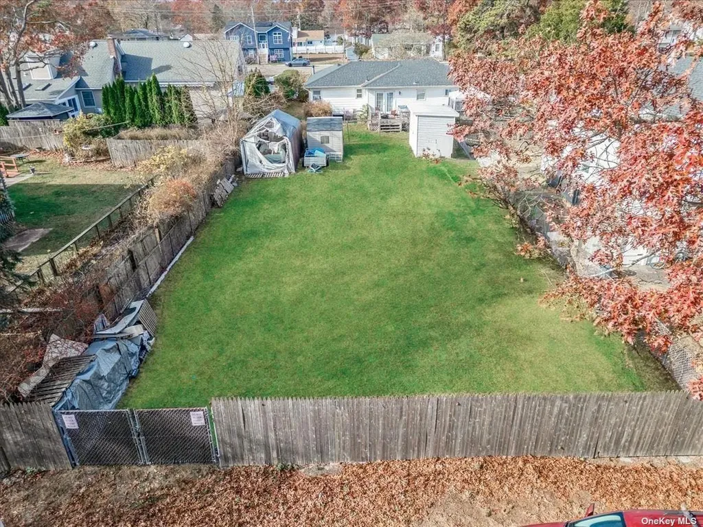 Maplewood Drive Shirley NY 11967