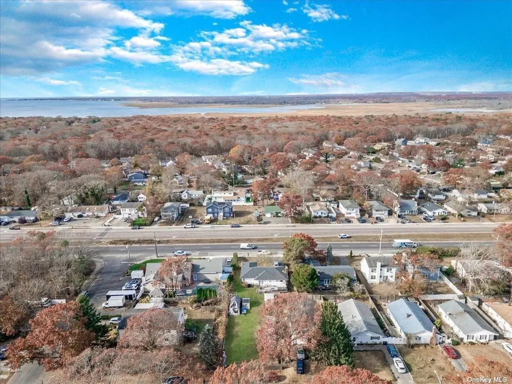 Maplewood Drive Shirley NY 11967