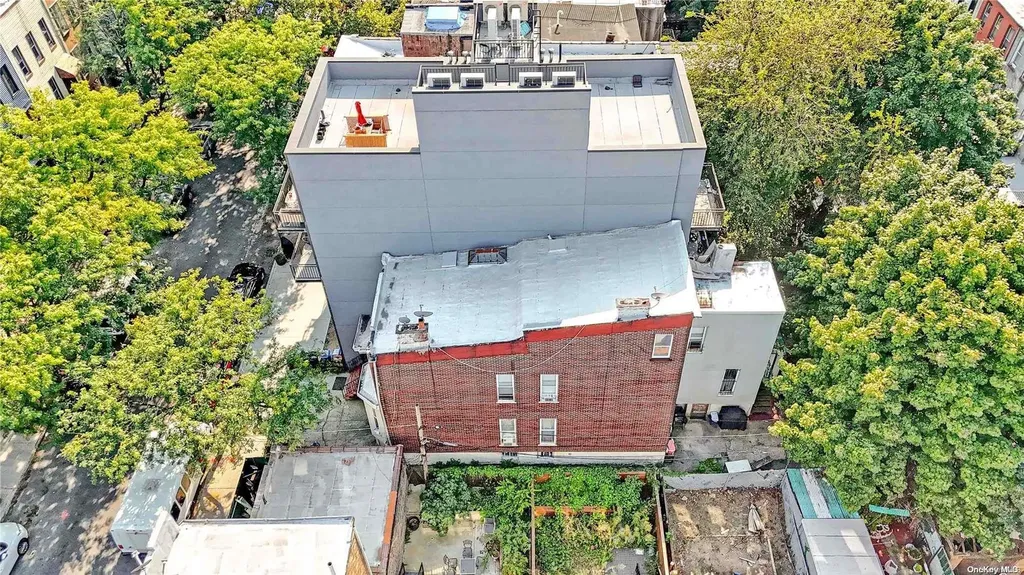 39 Covert Street Brooklyn NY 11207