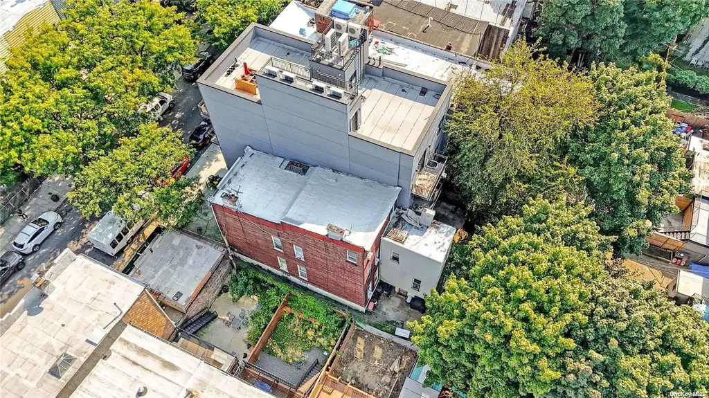 39 Covert Street Brooklyn NY 11207