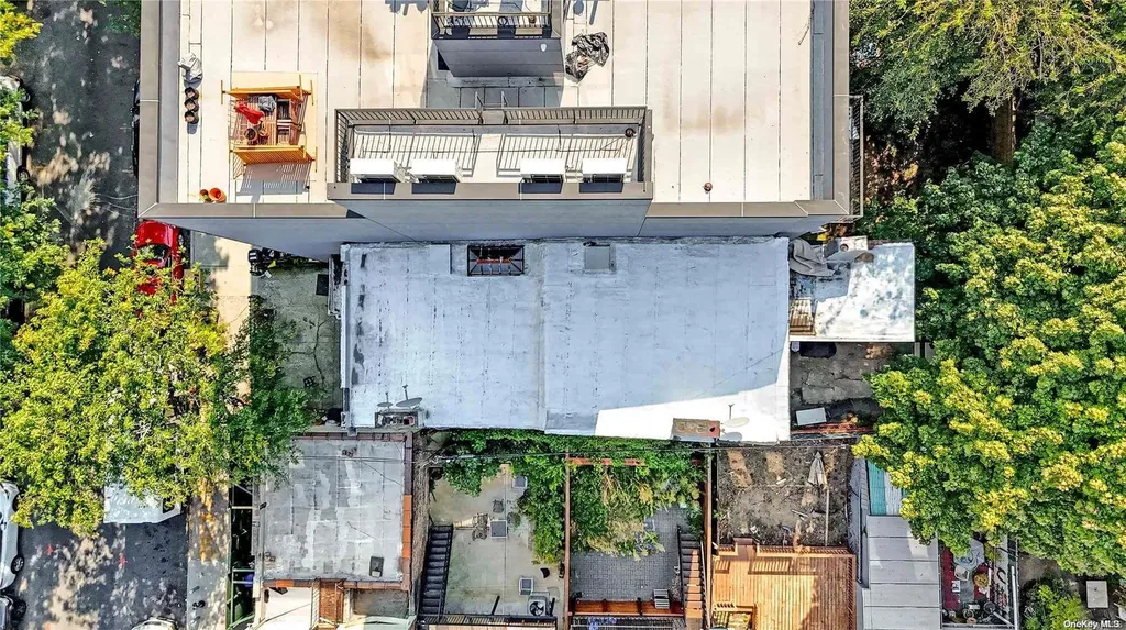 39 Covert Street Brooklyn NY 11207
