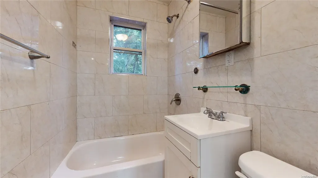 294 Hemlock Street Brooklyn NY 11208