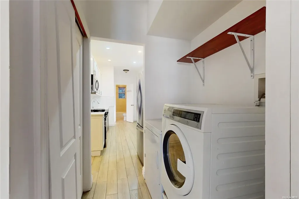 294 Hemlock Street Brooklyn NY 11208