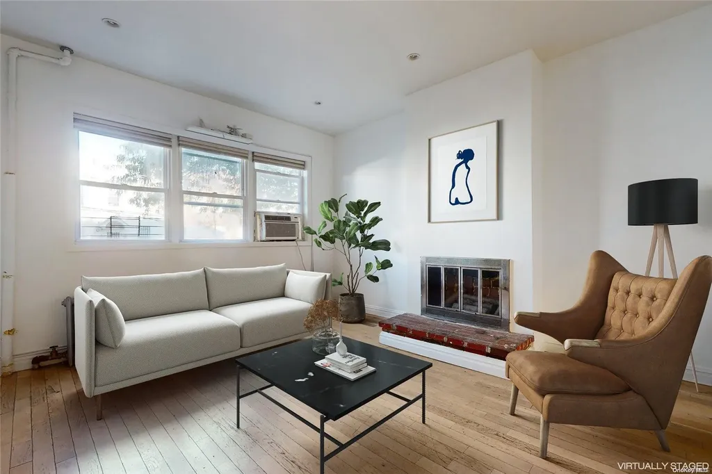 294 Hemlock Street Brooklyn NY 11208