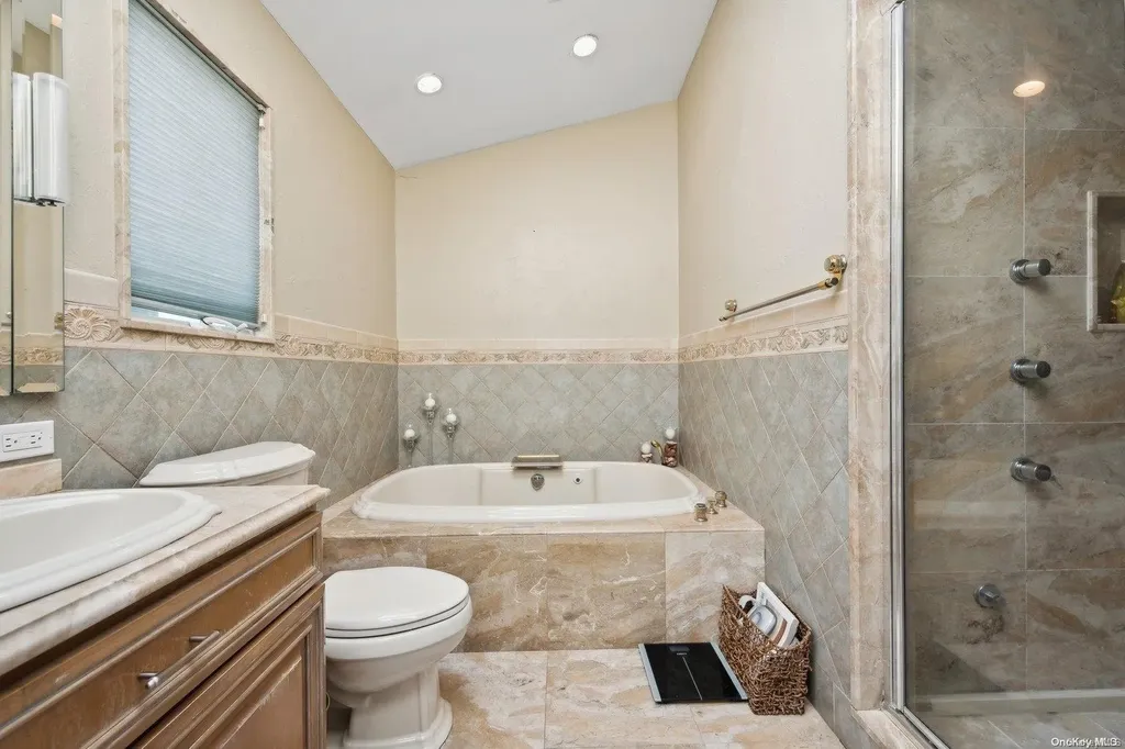 3109 Hewlett Avenue Merrick NY 11566