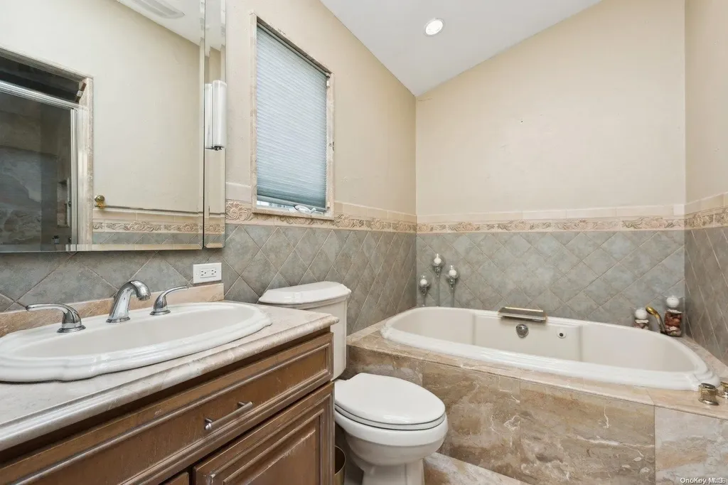3109 Hewlett Avenue Merrick NY 11566