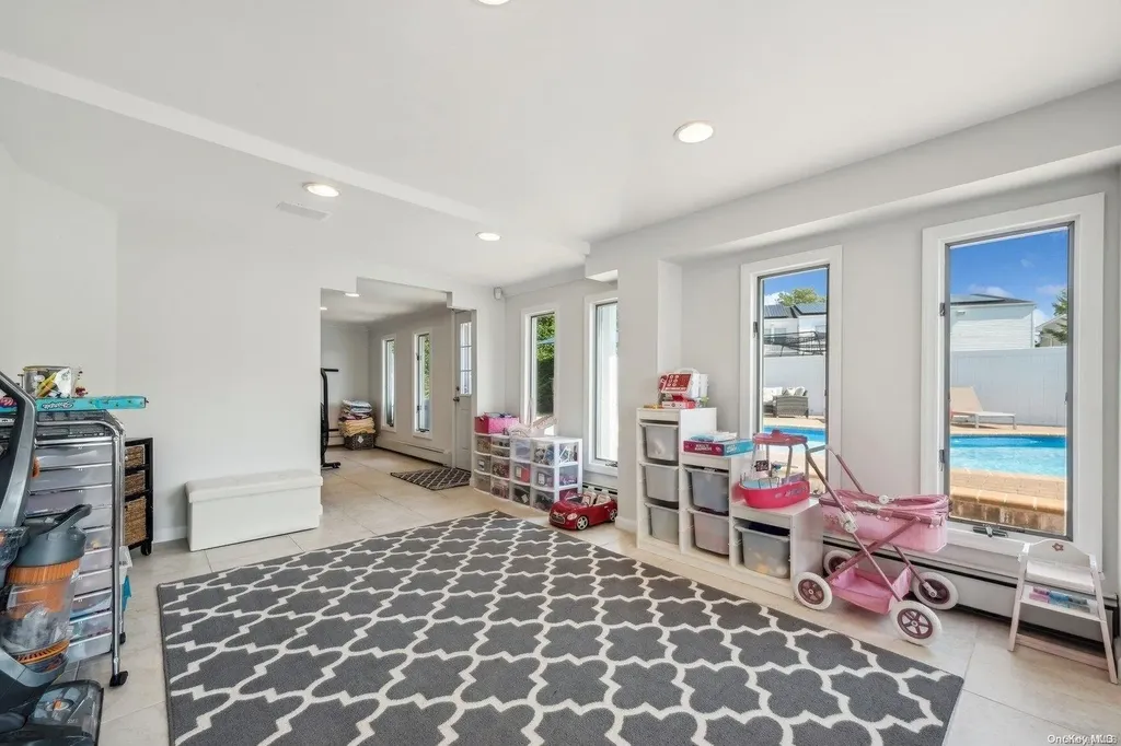 3109 Hewlett Avenue Merrick NY 11566