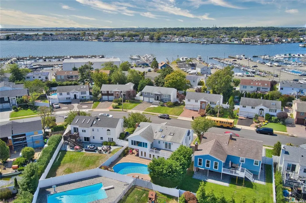 3109 Hewlett Avenue Merrick NY 11566