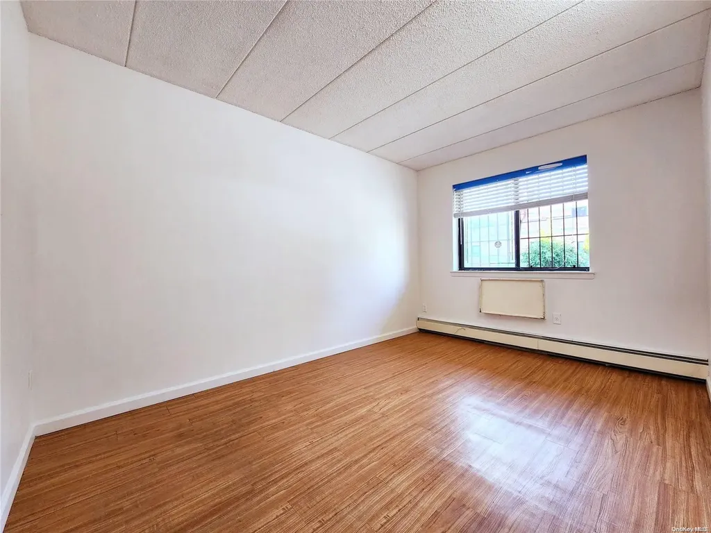 149-11 Barclay Avenue Flushing NY 11355