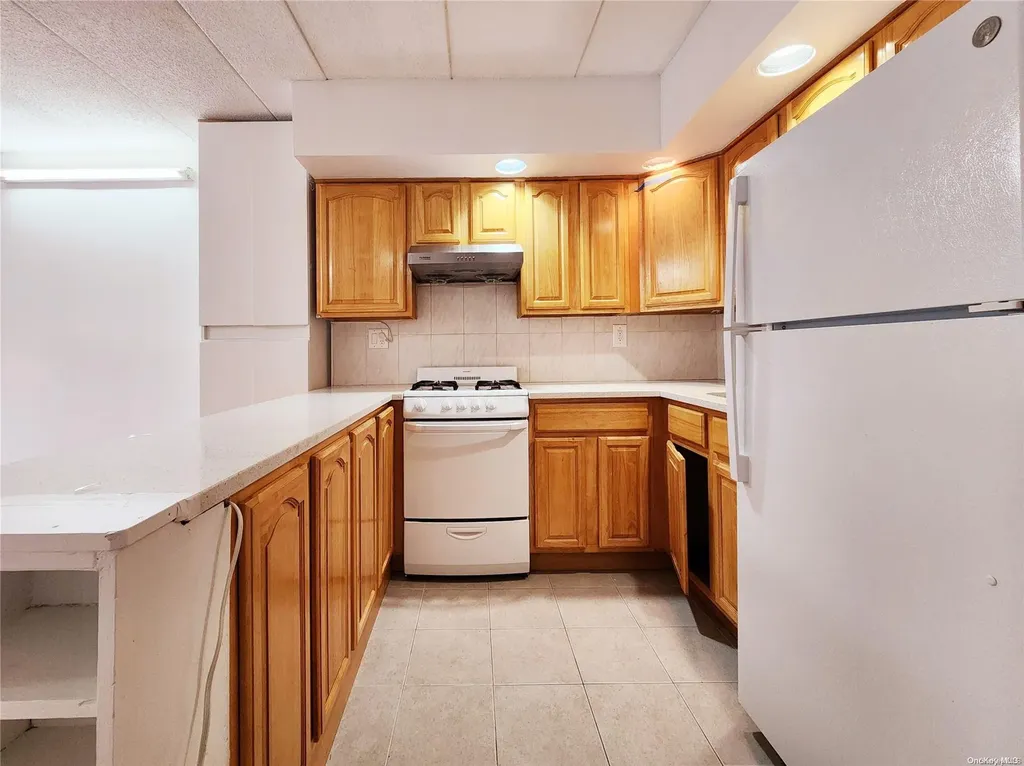 149-11 Barclay Avenue Flushing NY 11355