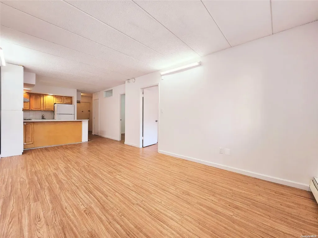 149-11 Barclay Avenue Flushing NY 11355