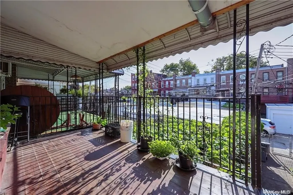 2066 E 29th Street Brooklyn NY 11229