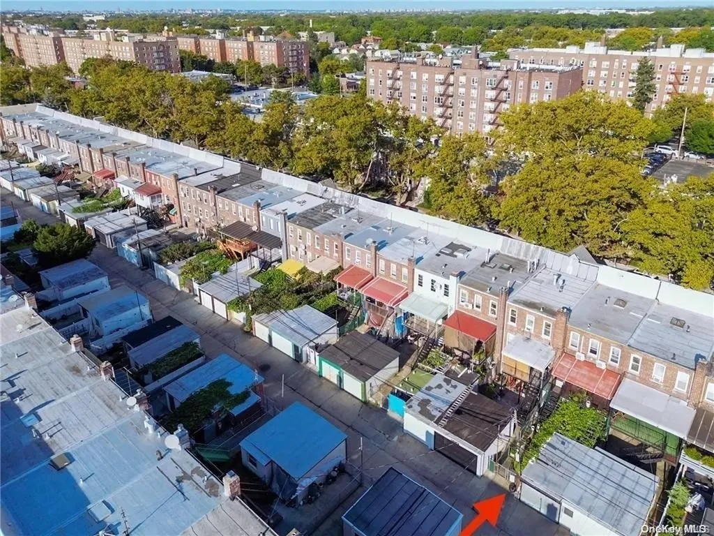2066 E 29th Street Brooklyn NY 11229