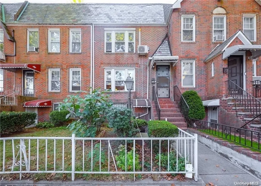 2066 E 29th Street Brooklyn NY 11229