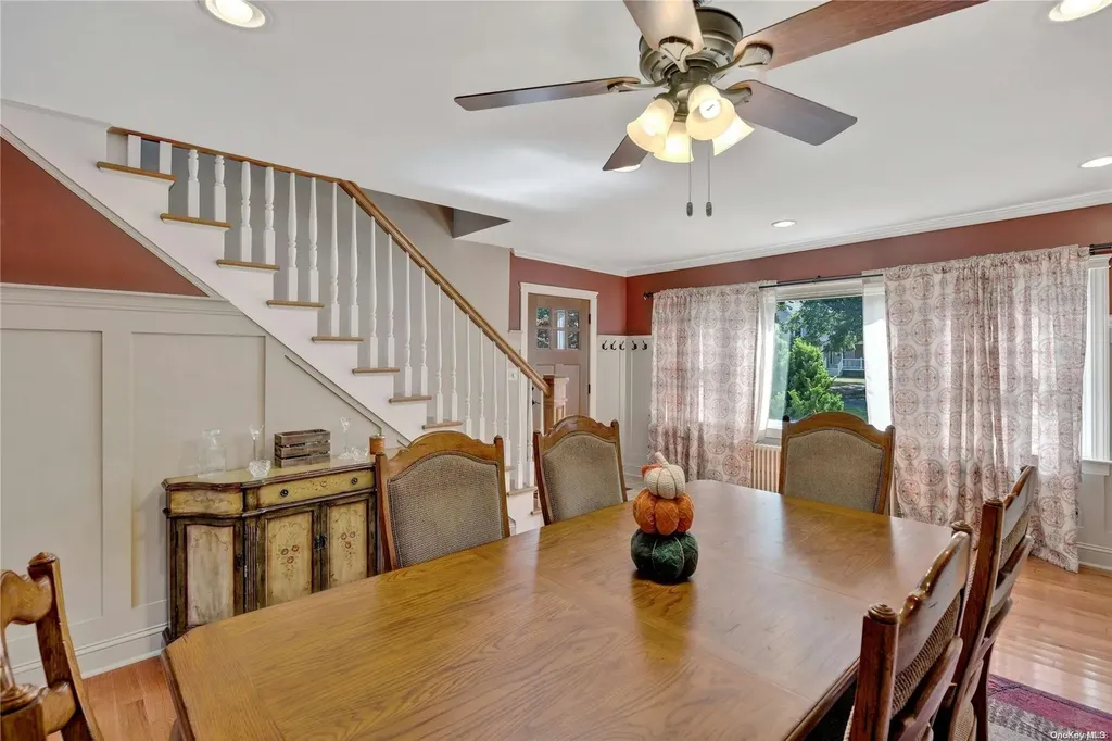 115 Brook Lane Smithtown NY 11787