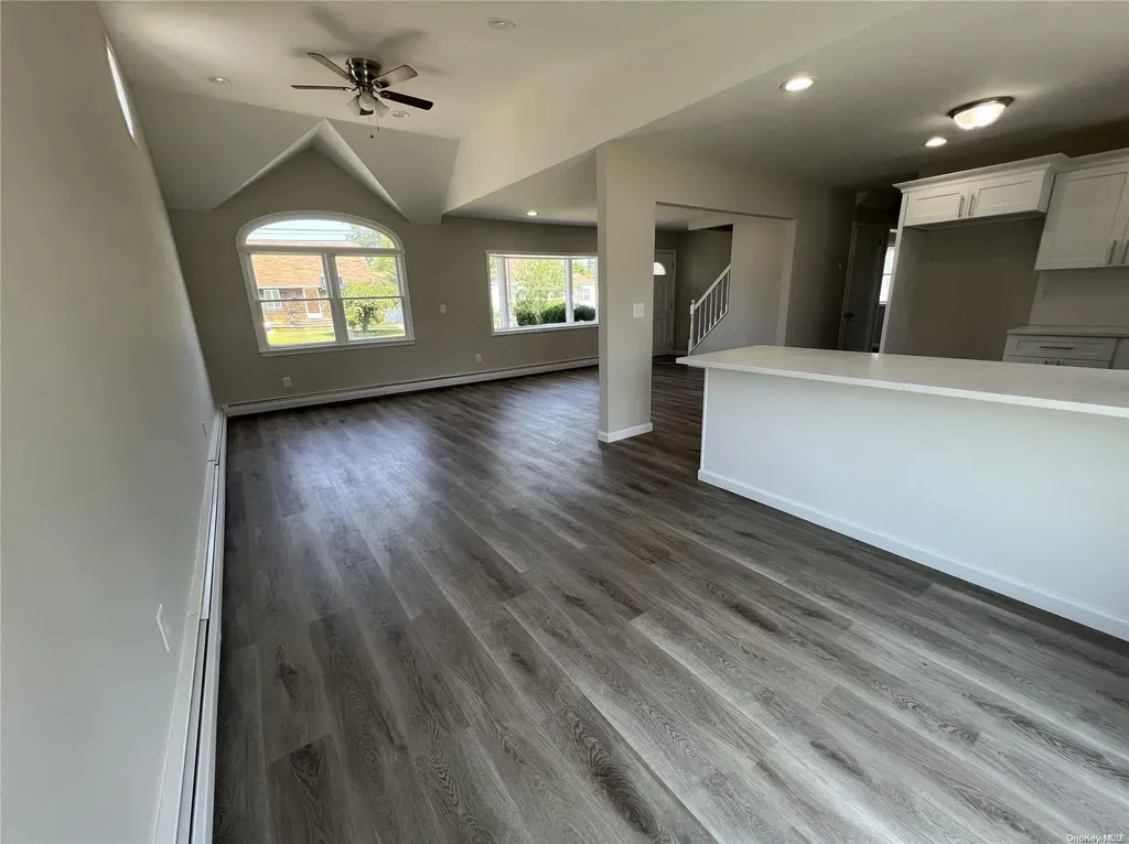 168 Walker Street West Babylon NY 11704