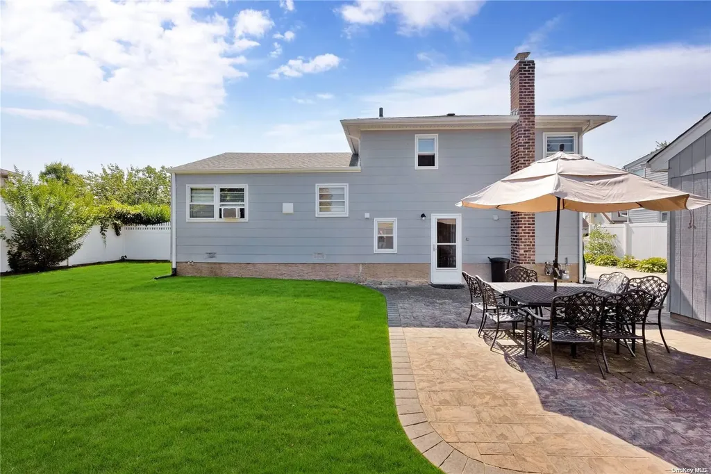 244 Weidner Avenue Oceanside NY 11572
