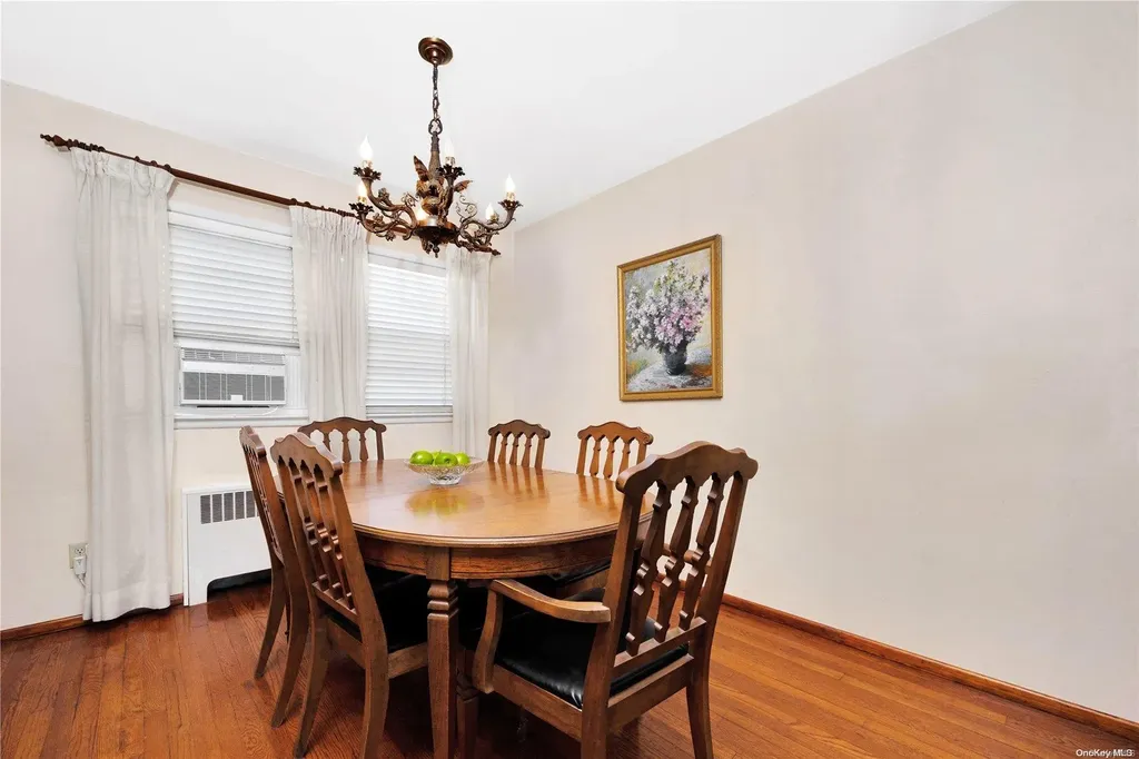 244 Weidner Avenue Oceanside NY 11572