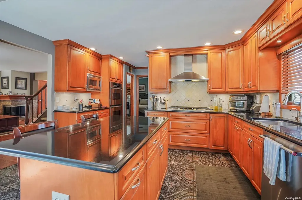 2471 Marshall Drive East Meadow NY 11554