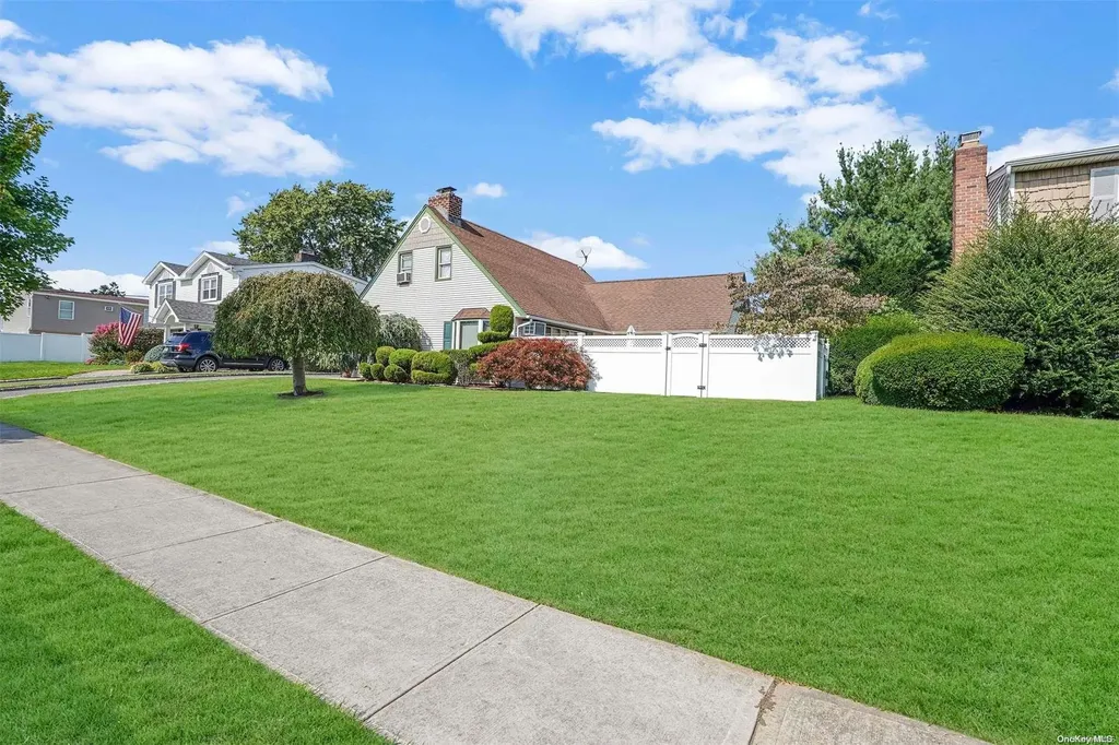 2471 Marshall Drive East Meadow NY 11554