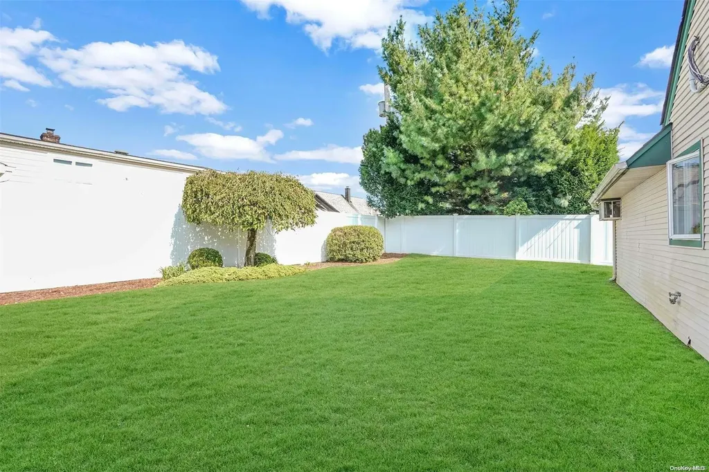 2471 Marshall Drive East Meadow NY 11554