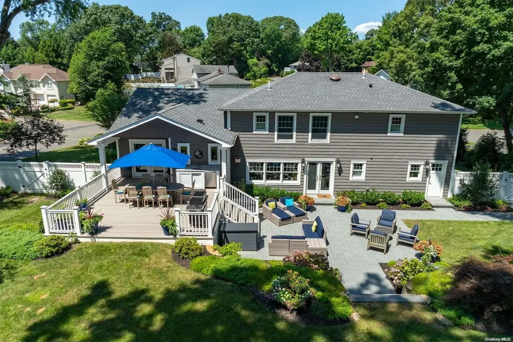 49 Viola Drive Glen Cove NY 11542