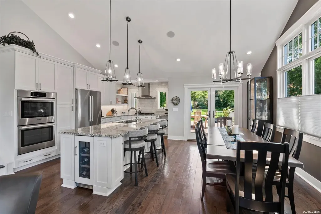 49 Viola Drive Glen Cove NY 11542