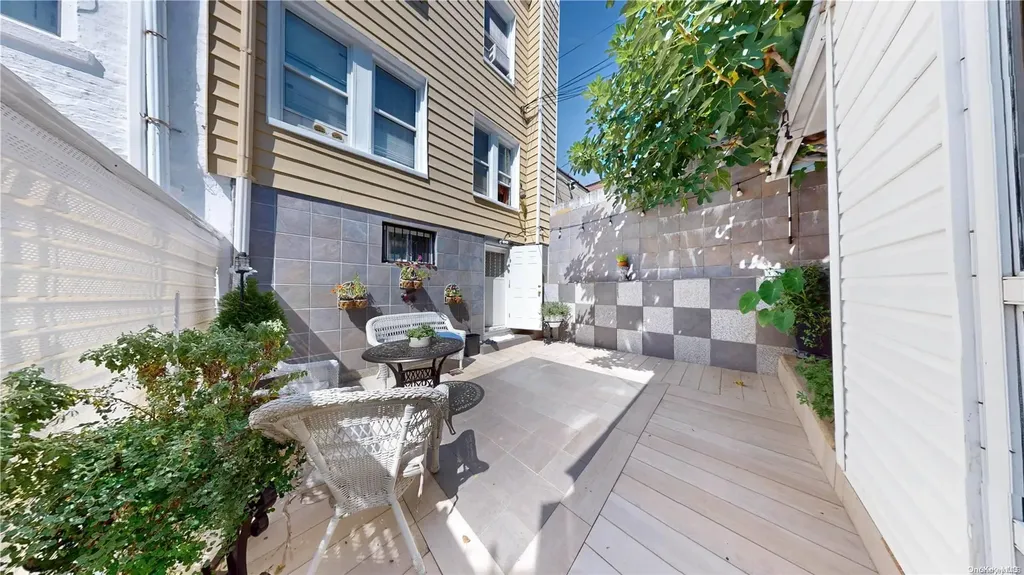 8415 24th Avenue Brooklyn NY 11214
