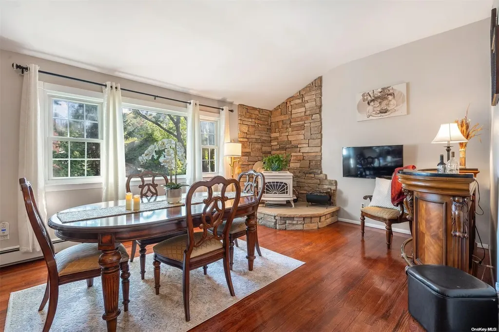 2 Landview Drive Kings Park NY 11754