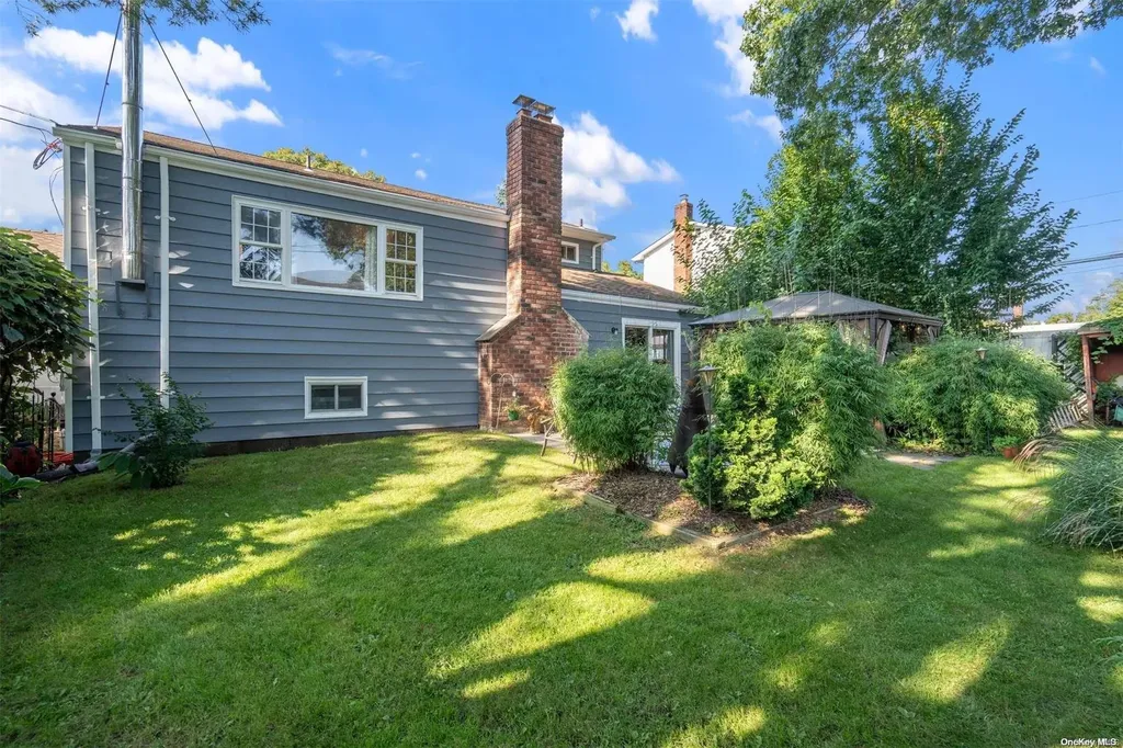 2 Landview Drive Kings Park NY 11754