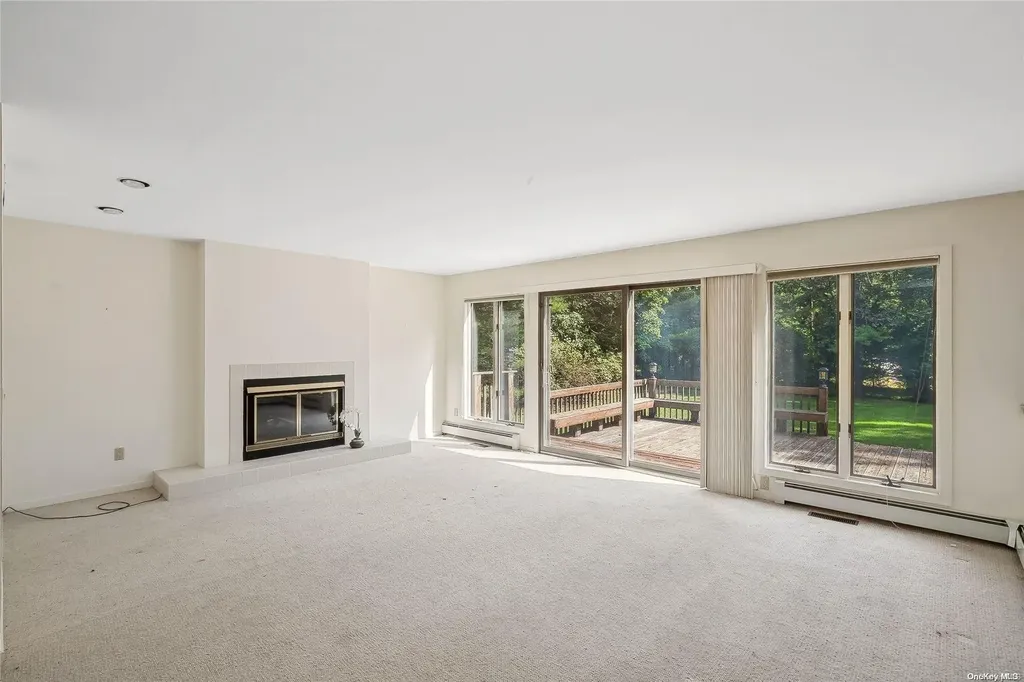 328 Edgewood Avenue Smithtown NY 11787
