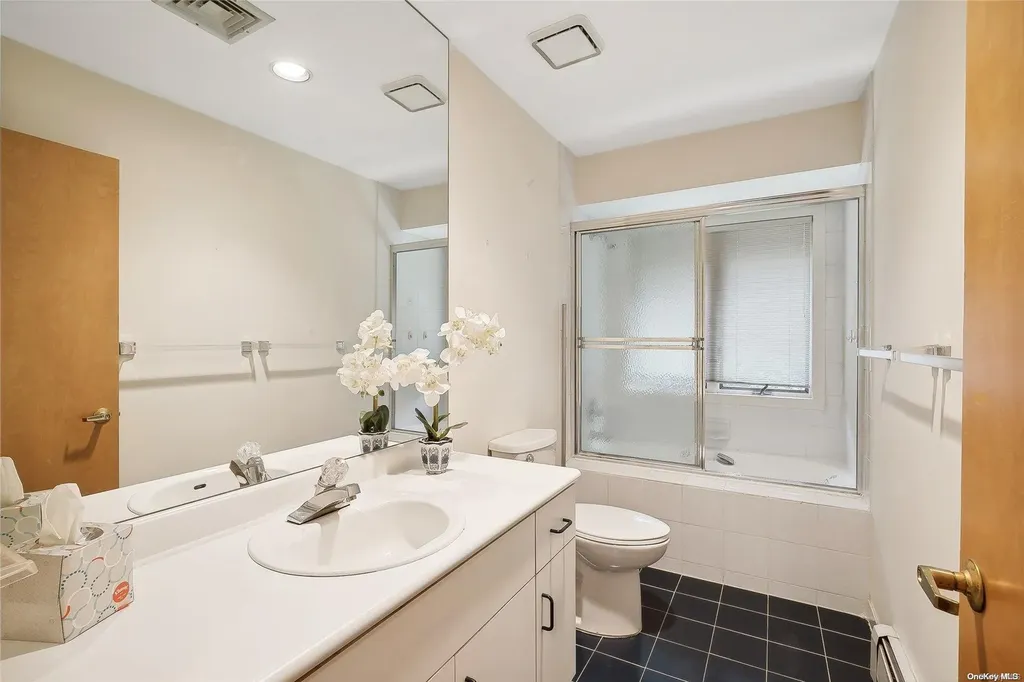 328 Edgewood Avenue Smithtown NY 11787