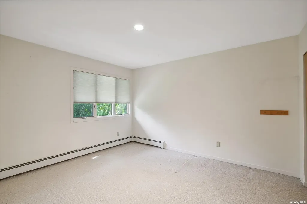328 Edgewood Avenue Smithtown NY 11787