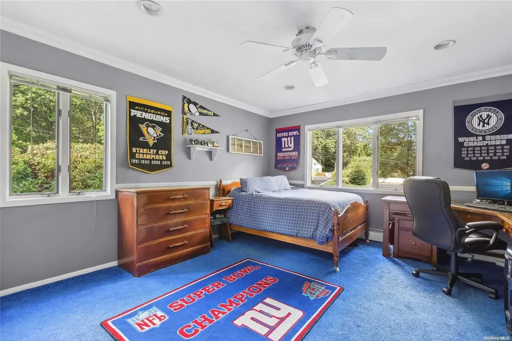 6 Ridgeview Lane Huntington NY 11743