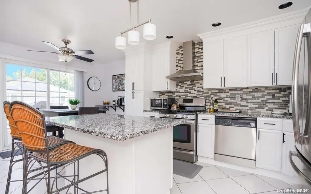 39 Spruce Lane Staten Island NY 10309