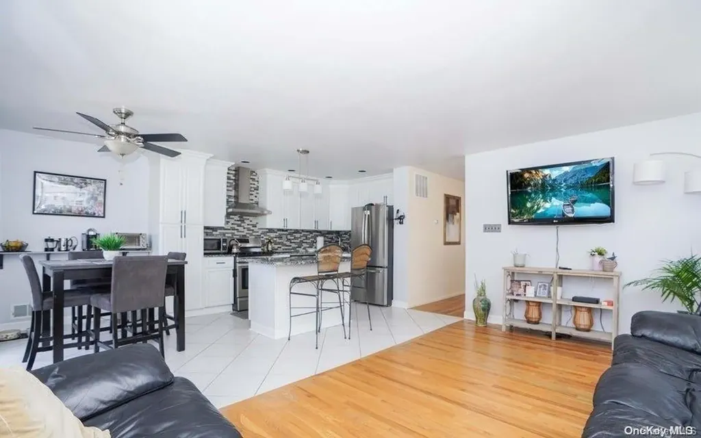 39 Spruce Lane Staten Island NY 10309