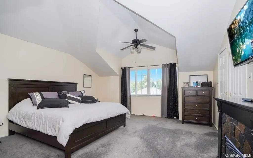 39 Spruce Lane Staten Island NY 10309