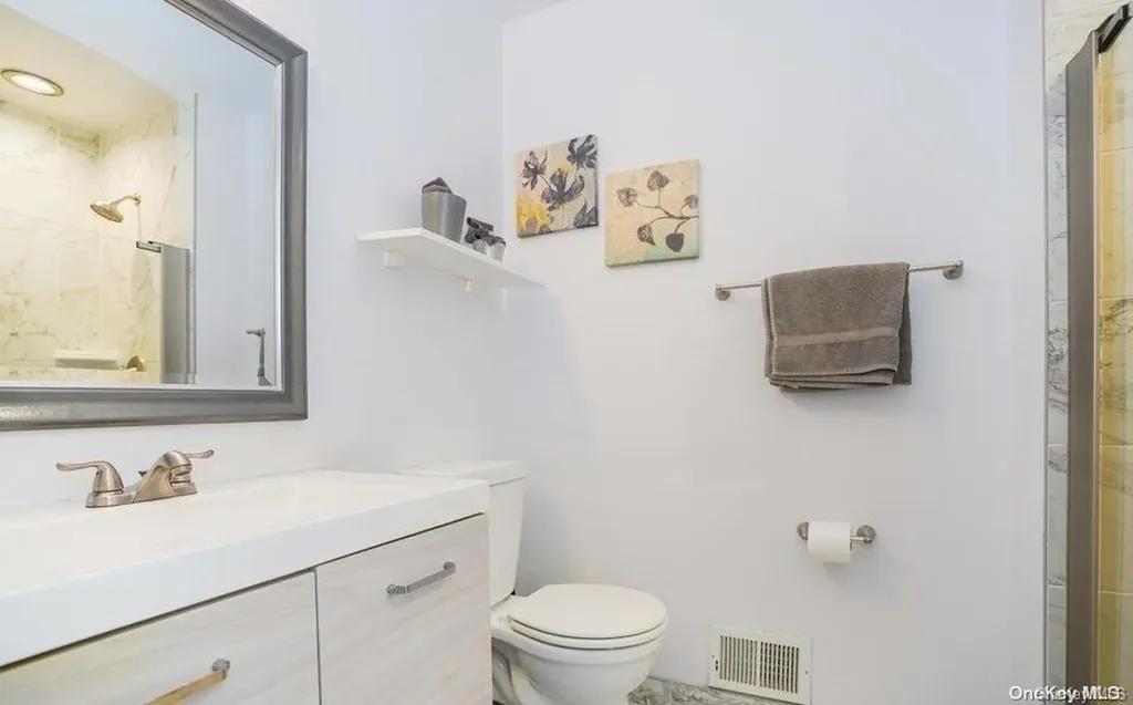 39 Spruce Lane Staten Island NY 10309
