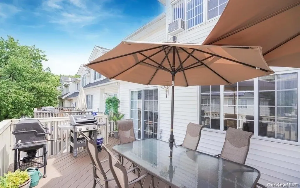 39 Spruce Lane Staten Island NY 10309