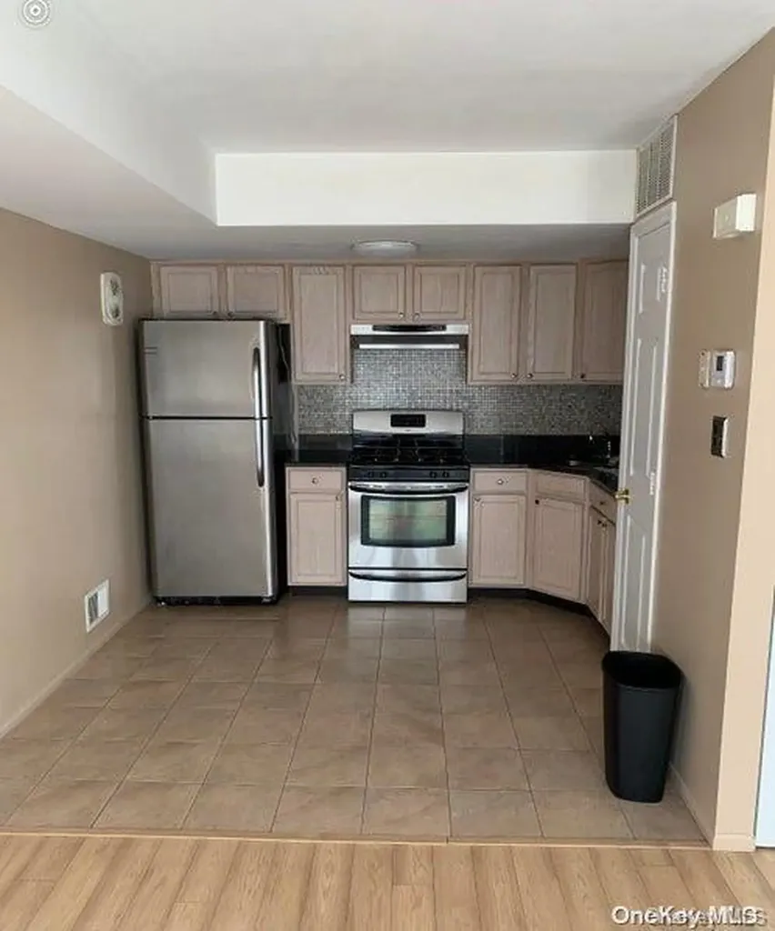 39 Spruce Lane Staten Island NY 10309