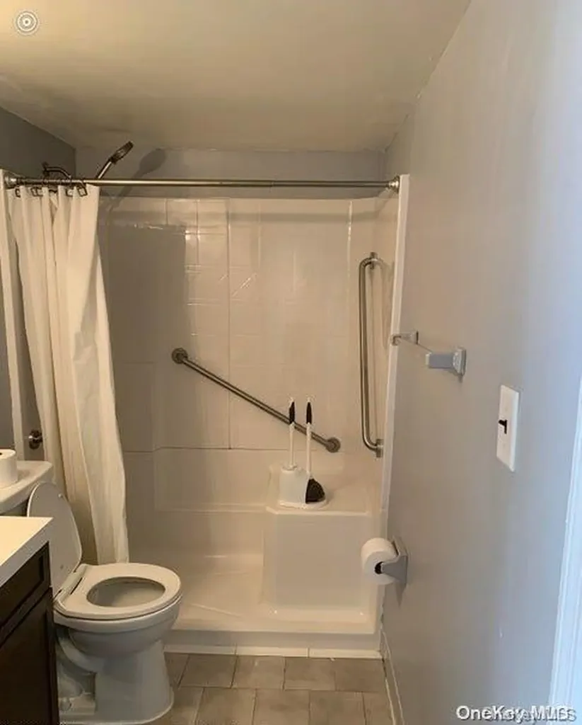 39 Spruce Lane Staten Island NY 10309