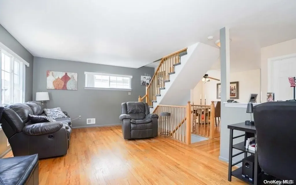 39 Spruce Lane Staten Island NY 10309