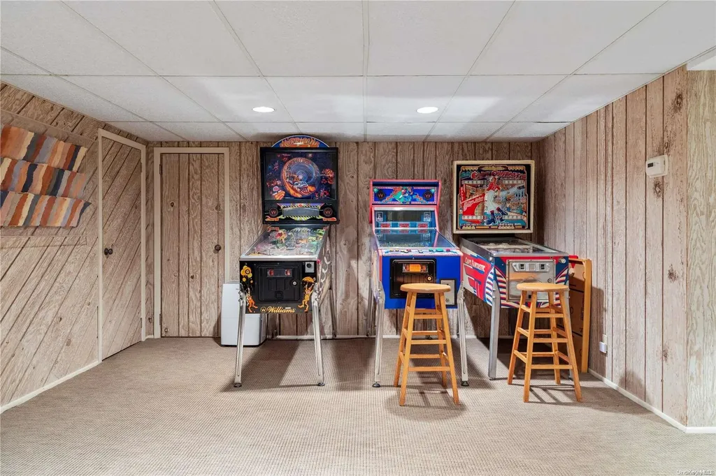29 Hickory Drive Great Neck NY 11021
