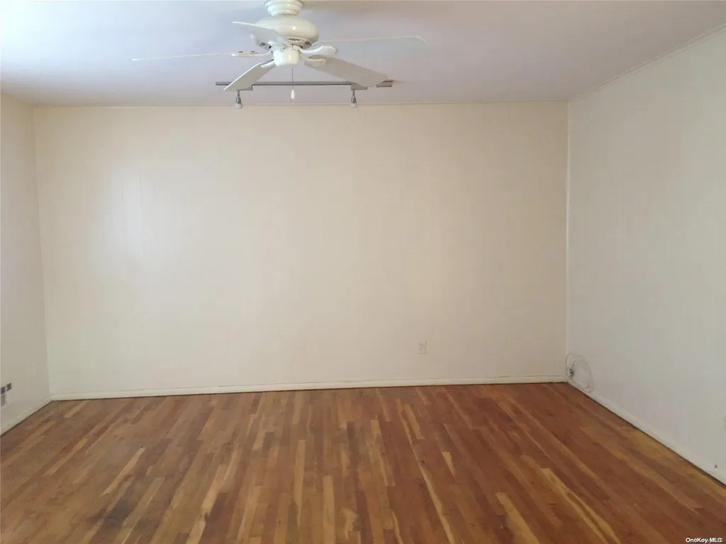 2 Weldon Street Islip NY 11751