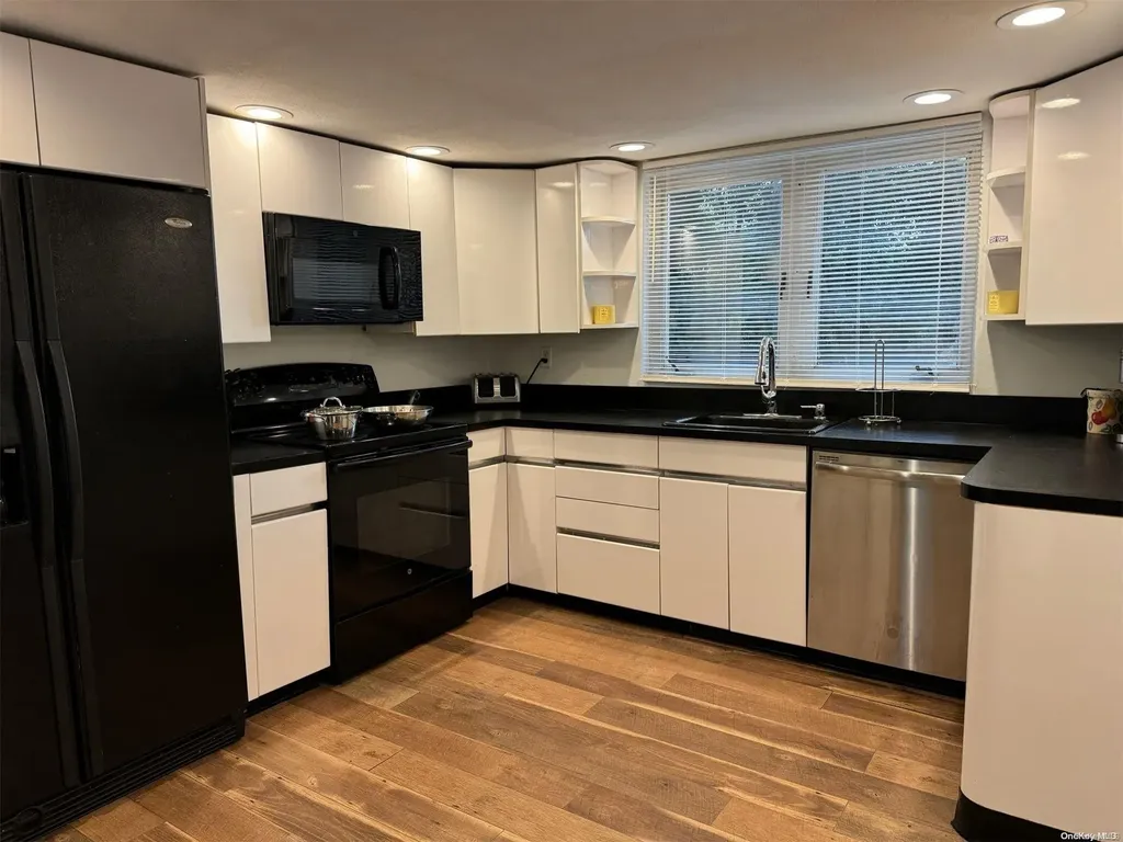 16 Sharon Drive Coram NY 11727